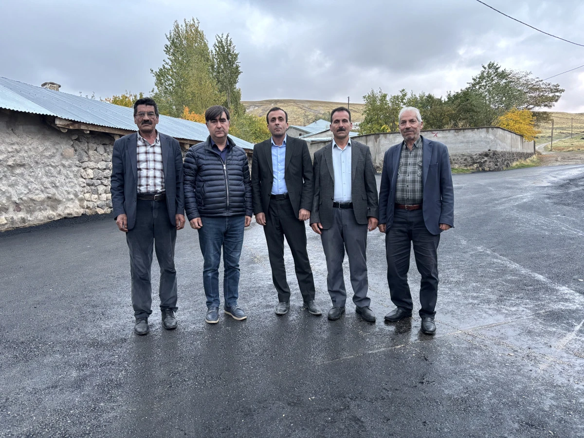 Genel Sekreter Adem Aydoğdu&rsquo;dan Adilcevaz&rsquo;da Sıcak Asfalt İncelemesi